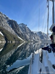 Nordfjorden-Arctic-Circle-rotated